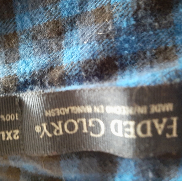 Blouse - Picture 3 of 4